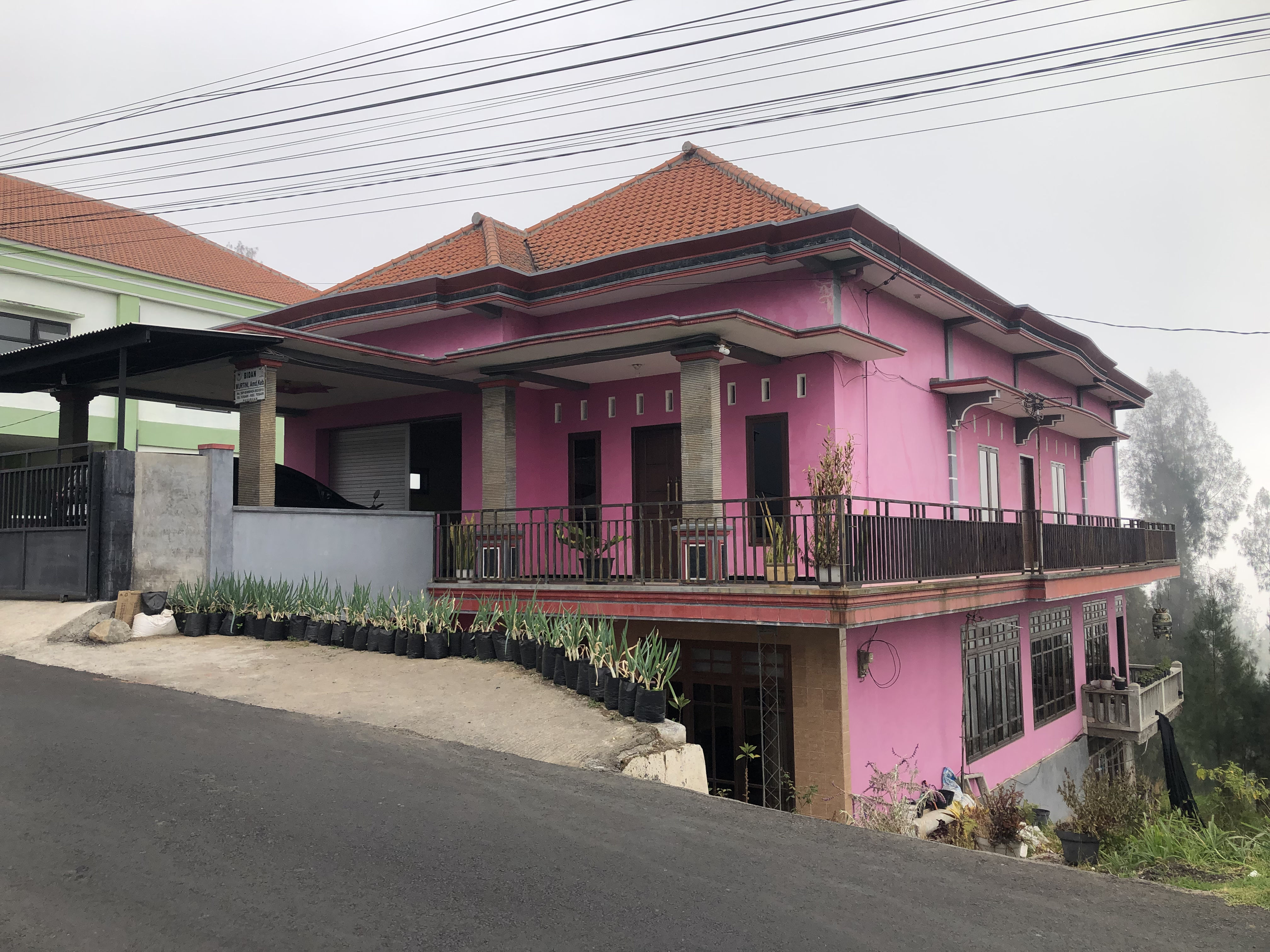 SURYA KENCANA HOMESTAY